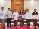 OJK dan FKLJK Provinsi Bali Serahkan Donasi Rp300 Juta untuk Korban Banjir