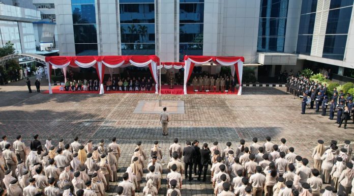 Upacara Peringatan HANTARU 2025, Menteri Nusron Realisasikan Asta Cita dengan Menjaga Tanah dan Menata Ruang