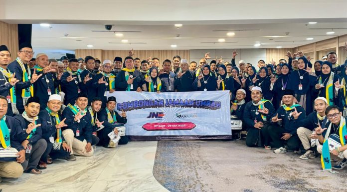 JNE Berangkatkan 1.643 Karyawan Ibadah Umrah