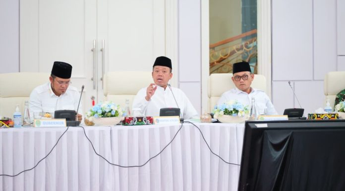 Rapatkan Barisan Kepala Daerah Se-Kaltim, Menteri Nusron: Solusi Penyelesaian Masalah Pertanahan Harus Berbasis Kemanusiaan