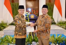 Serahkan Sertipikat Hak Pakai kepada Menteri Luar Negeri, Menteri Nusron: Langkah Amankan Aset Negara