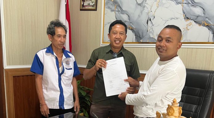 Kantor Hukum I Gede Suparta, S.H, C.Me & Associates dan LPD Adat Kesimpar Teken MOU, Konsen Penyelesaian Kredit