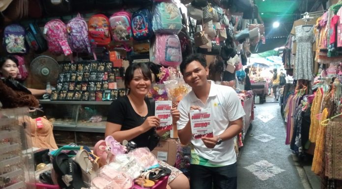 Promo “Power Hero” PLN Disambut Hangat Pedagang Delod Peken, Tambah Daya Kini Lebih Terjangkau