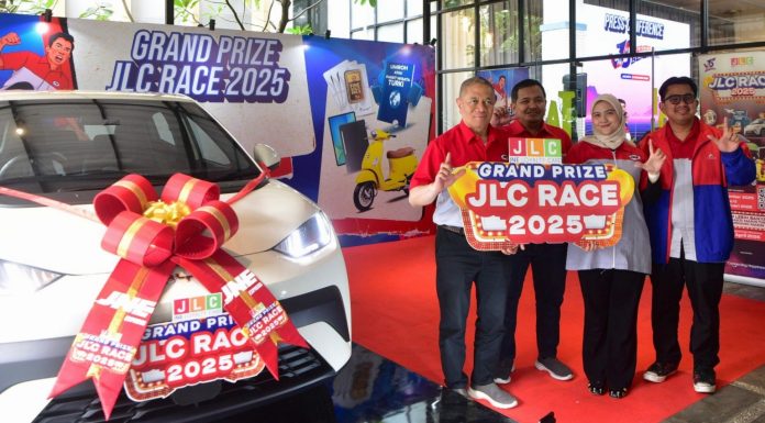 JNE ‘Bergerak Bersama’ di HUT ke-35 siapkan 2 unit Mobil dan Promo HARBOKIR