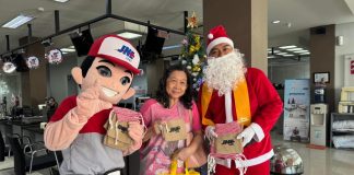 JNE Bergerak Bersama Berbagi Kasih dalam Perayaan Natal 2025