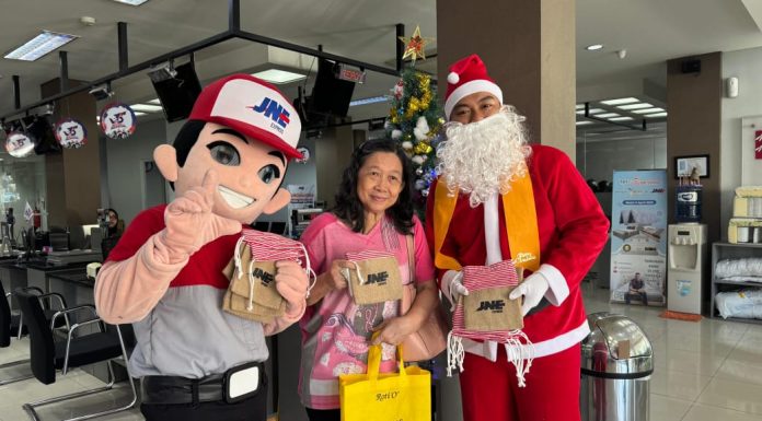 JNE Bergerak Bersama Berbagi Kasih dalam Perayaan Natal 2025