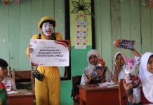 Seniman Muda Tanpa Suara, Berbicara Lewat Aksi: Mahasiswa Disabilitas Unesa Galang Donasi untuk Korban Semeru