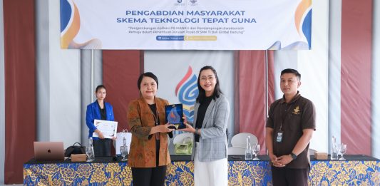ITB STIKOM Bali Perkuat Pendampingan Karakter Remaja melalui Inovasi Teknologi Pendidikan