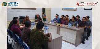 Monitoring dan Evaluasi SDM, Foto Udara, dan Peningkatan Pelayanan oleh Kepala Bidang Survei dan Pemetaan Kanwil BPN Provinsi Bali di ATR/BPN Jembrana