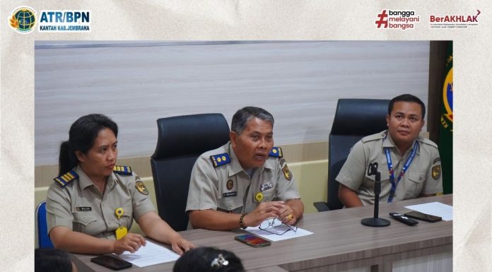 ATR/BPN Jembrana Gelar Rapat Evaluasi SOP Layanan Pertanahan