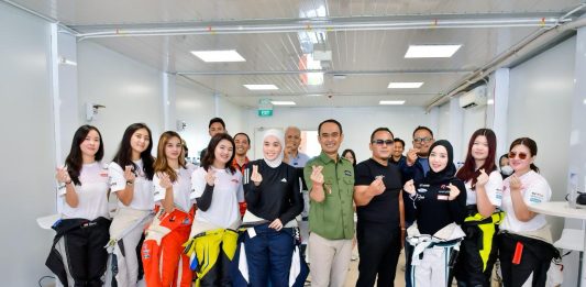 Kartini Race 2026 Guncang Mandalika: Perempuan Ambil Alih Lintasan, Ukir Sejarah Baru Motorsport Indonesia