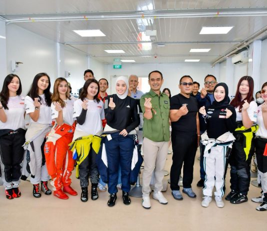 Kartini Race 2026 Guncang Mandalika: Perempuan Ambil Alih Lintasan, Ukir Sejarah Baru Motorsport Indonesia