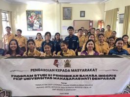Prodi S1 Pendidikan Bahasa Inggris Unmas Denpasar Kenalkan Padlet untuk Dukung Deep Learning di SMP Negeri 9 Denpasar