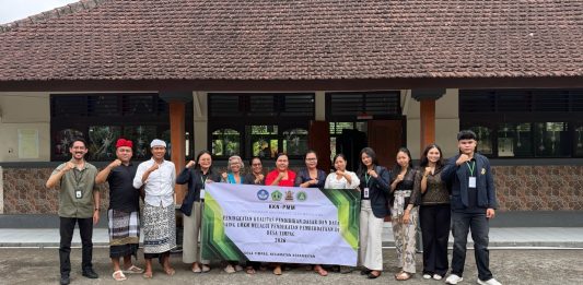 KKN PMM UNMAS Denpasar Hadirkan Program Pemberdayaan Pendidikan Dasar dan Penguatan UMKM di Desa Timpag