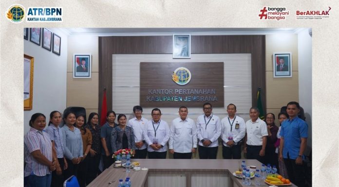 KUNJUNGAN WAMEN ATR/WAKA BPN KE KANTOR PERTANAHAN KABUPATEN JEMBRANA